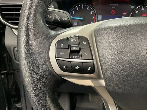 Used 2022 Ford Explorer XLT w/ Equipment Group 202A image 22