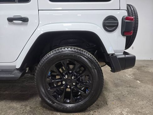 Used 2023 Jeep Wrangler Unlimited Sahara w/ Cold Weather Group image 62