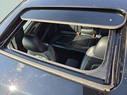 Used 2017 Lincoln MKZ Select w/ Climate Package image 2