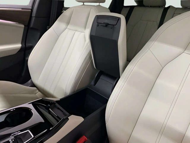 Used 2025 Audi A6 e-tron Premium Plus w/ Premium Plus RWD image 80
