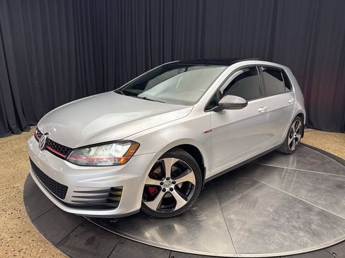 Used 2016 Volkswagen GTI SE w/ Lighting Package (SEL) FWD image 2