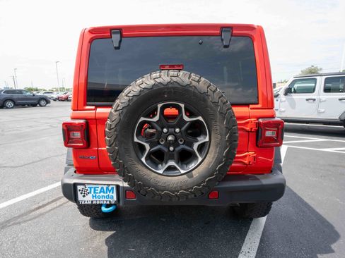 Used 2021 Jeep Wrangler Unlimited Rubicon 4xe w/ Steel Bumper Group AWD/4WD image 5