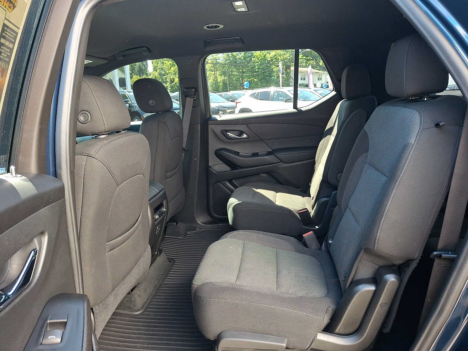 Used 2023 Chevrolet Traverse LT w/ LPO, Floor Liner Package AWD/4WD image 10