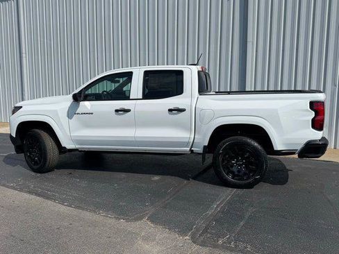 New 2026 Chevrolet Colorado W/T w/ WT Custom Package RWD image 2