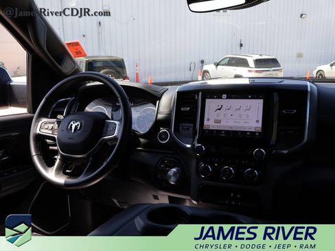 Used 2024 RAM 1500 Laramie AWD/4WD image 13