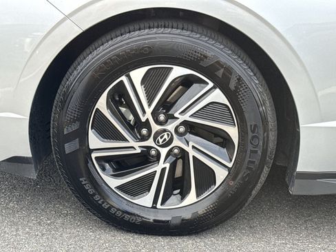 Certified 2026 Hyundai Sonata Blue FWD image 12
