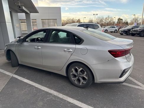 Used 2021 Kia Forte LXS image 4