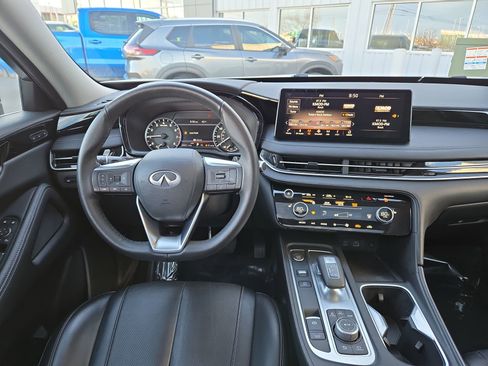 Used 2025 INFINITI QX60 Pure image 13