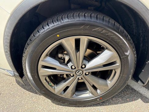 Used 2019 Nissan Murano Platinum w/ Cargo Package image 13