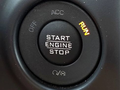 Used 2023 Jeep Wrangler Sport AWD/4WD image 21