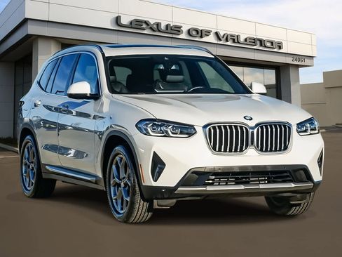 Used 2023 BMW X3 sDrive30i w/ Premium Package image 5