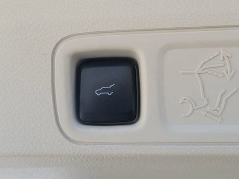 Certified 2022 Lincoln Navigator L Black Label image 9