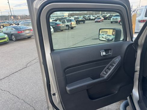 Used 2008 HUMMER H3 Base image 15