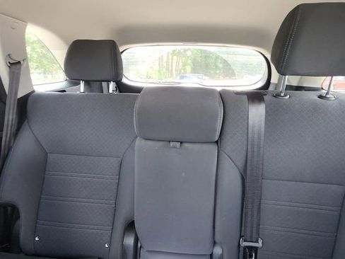 Used 2019 Kia Sorento S AWD/4WD image 9