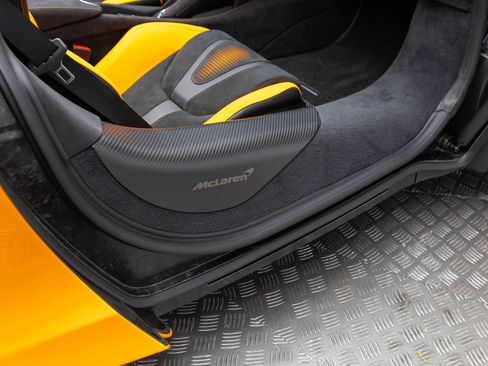 New 2027 McLaren 750S Spider RWD image 37