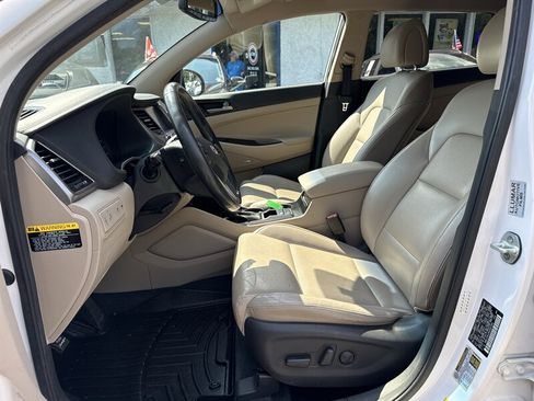 Used 2017 Hyundai Tucson Limited FWD image 9