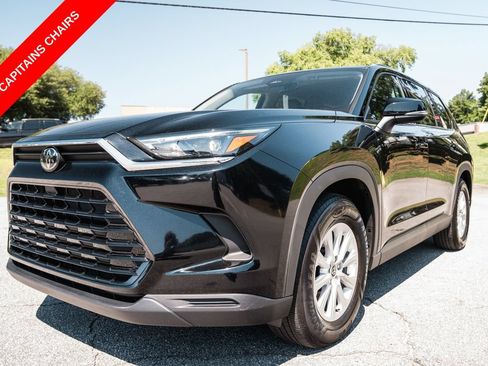 Certified 2025 Toyota Grand Highlander FWD image 3