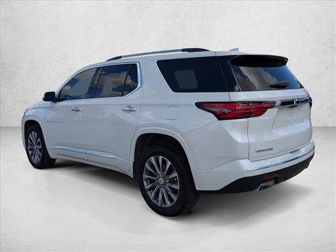 Used 2023 Chevrolet Traverse Premier image 7