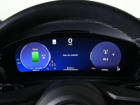 Certified 2024 Porsche Macan 4 Electric AWD/4WD image 13