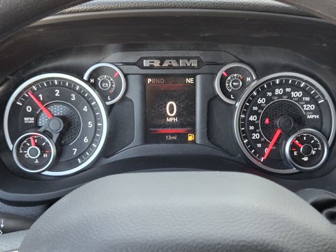 New 2026 RAM 2500 Tradesman AWD/4WD image 12