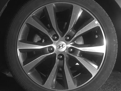 Used 2020 Hyundai Elantra GT FWD image 21