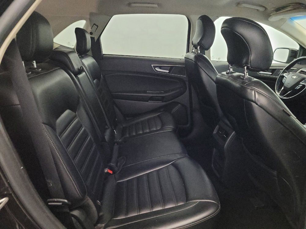 Used 2019 Ford Edge SEL w/ Equipment Group 201A FWD image 19