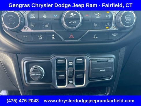 Used 2022 Jeep Wrangler Unlimited Sport AWD/4WD image 47