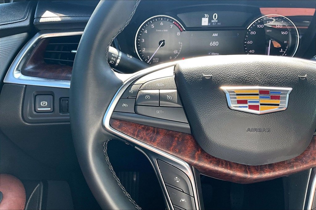Certified 2025 Cadillac XT5 Premium Luxury FWD image 11