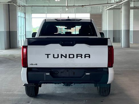 Used 2025 Toyota Tundra SR5 AWD/4WD image 9