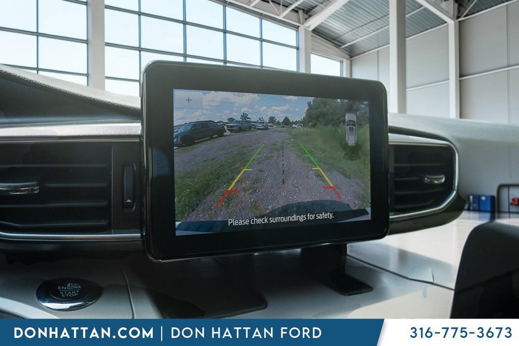 Used 2023 Ford Explorer XLT w/ Equipment Group 202A AWD/4WD image 8