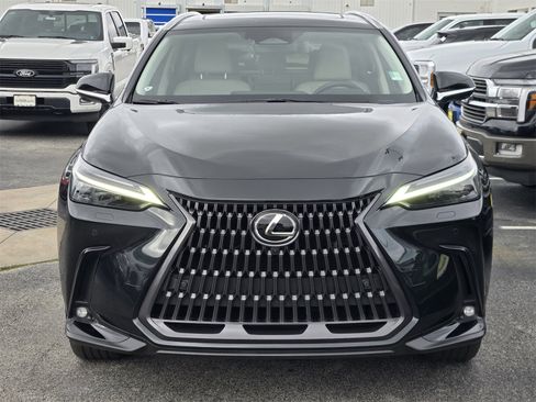 Used 2025 Lexus NX 450h+ AWD w/ Luxury Package image 2