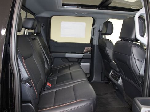 New 2026 Ford F250 Lariat w/ Black Appearance Package image 33