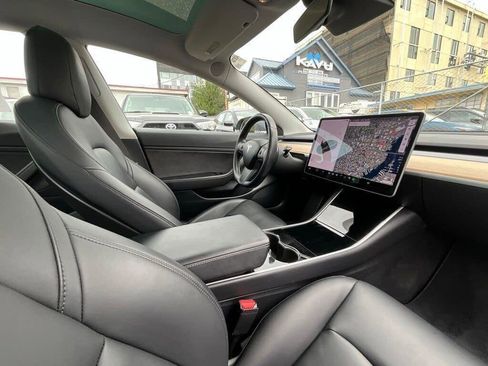Used 2018 Tesla Model 3 Long Range AWD/4WD image 17