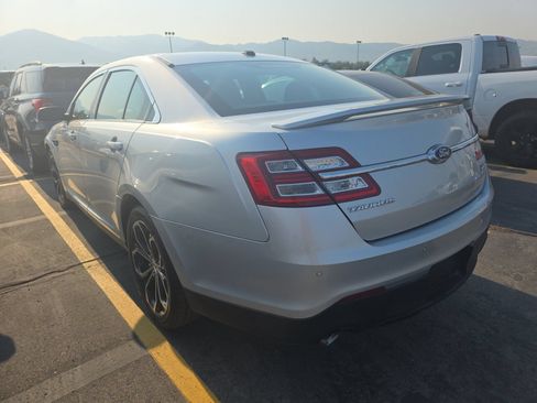 Used 2018 Ford Taurus SHO AWD/4WD image 6