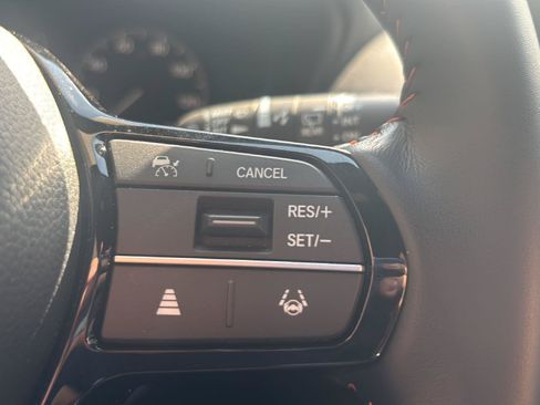 Certified 2026 Honda HR-V Sport image 8