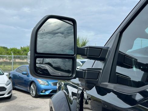 New 2026 Ford F250 Lariat w/ Black Appearance Package image 16