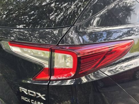 Used 2023 Acura RDX w/ Technology Package FWD image 9