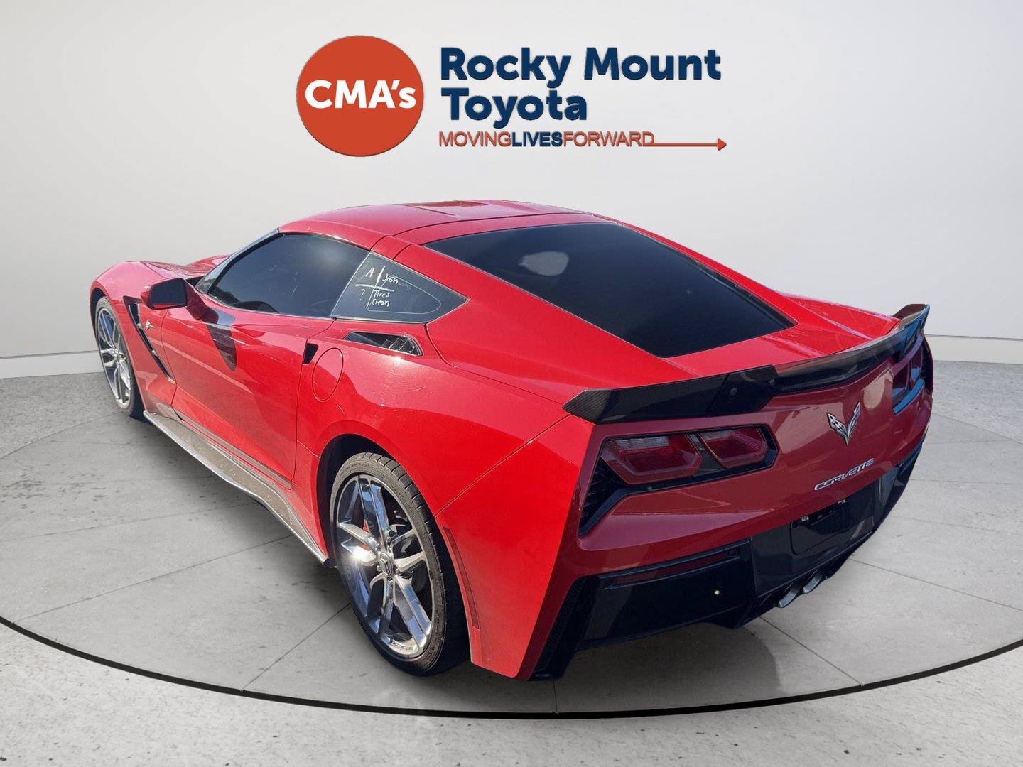 Used 2019 Chevrolet Corvette Stingray Coupe w/ 1LT RWD image 18
