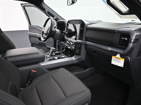 New 2025 Ford F150 XLT w/ Equipment Group 302A MID image 27