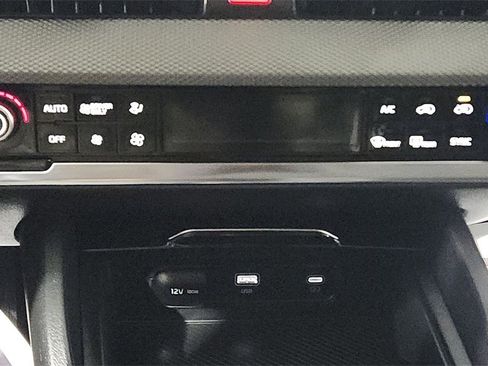 Used 2024 Kia Sportage LX image 22