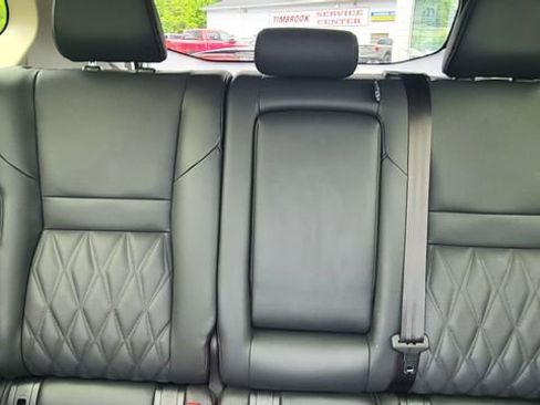 Used 2025 Nissan Rogue Platinum AWD/4WD image 18