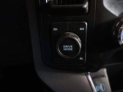 Used 2022 Ford F150 XLT w/ Equipment Group 302A High image 43