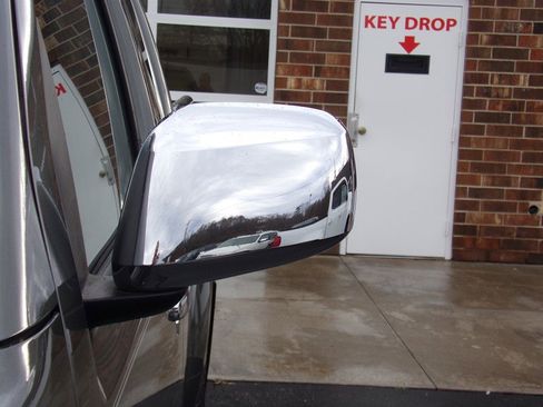 Used 2006 Nissan Frontier NISMO w/ (N01) Utility Bed Pkg image 21