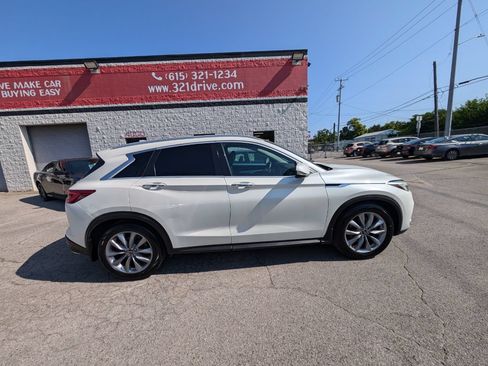 Used 2019 INFINITI QX50 Luxe w/ Navigation Package FWD image 5