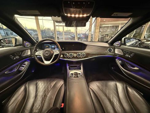 Used 2018 Mercedes-Benz Maybach S 560 4MATIC image 54