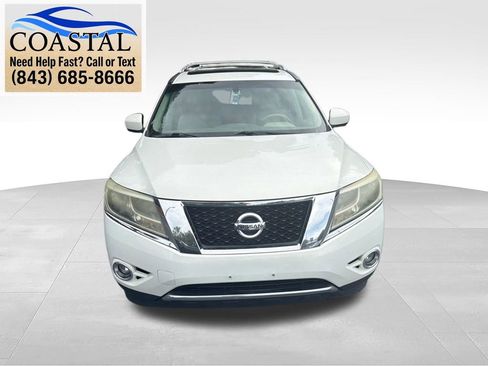 Used 2013 Nissan Pathfinder Platinum w/ Platinum Premium Pkg AWD/4WD image 2