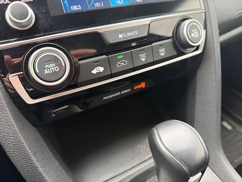 Used 2019 Honda Civic Sport image 19