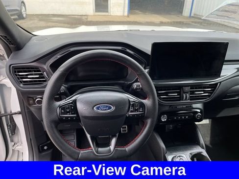 Used 2023 Ford Escape ST-Line w/ Tech Pack #1 AWD/4WD image 14