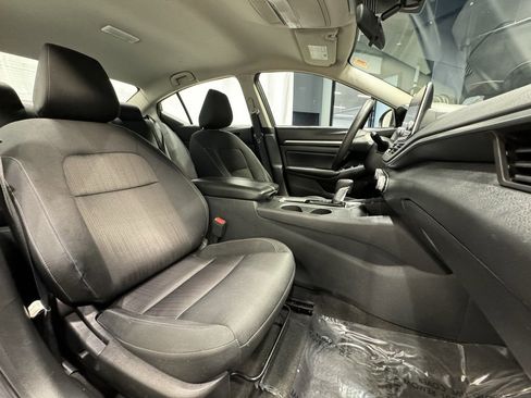 Certified 2022 Nissan Altima 2.5 SV image 28
