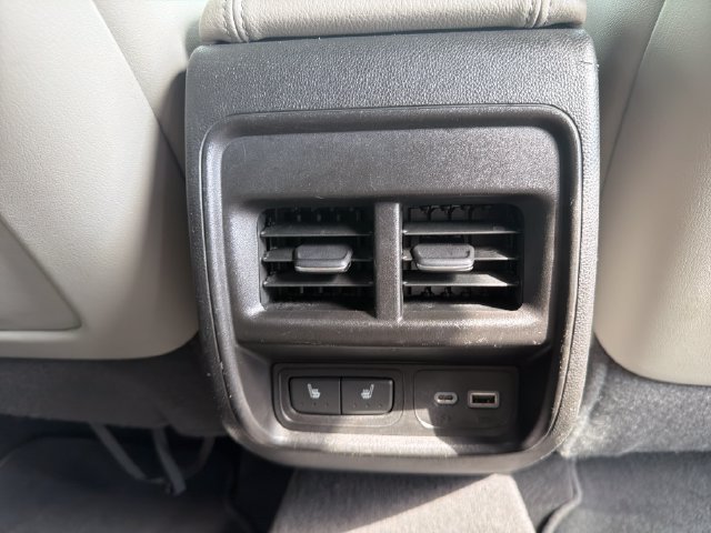 Used 2019 Cadillac XT4 Premium Luxury AWD/4WD image 34
